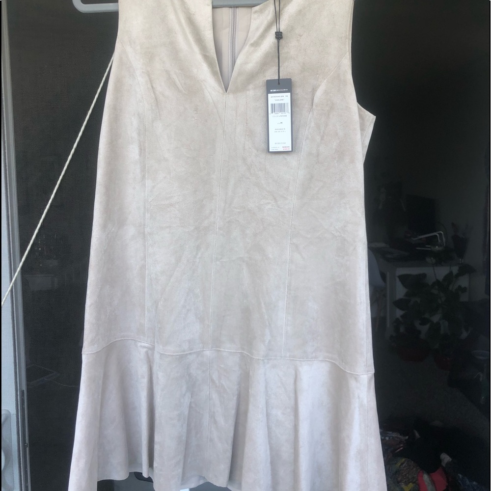 BCBGMaxazrai Adeline Medium. Suede
